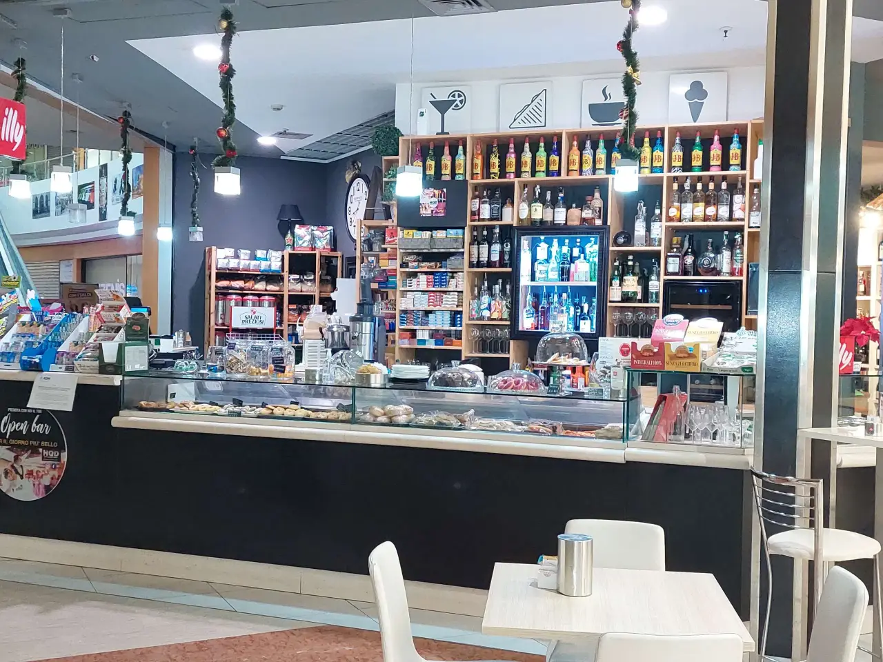 Bar in , Pinerolo, {3} - Foto 2
