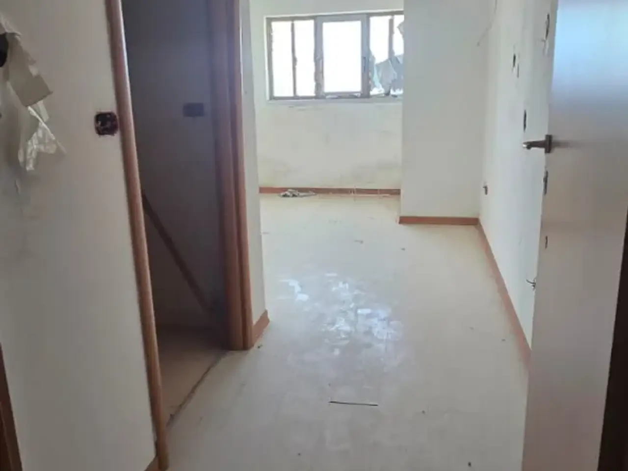 Ufficio in Via Cesare Aroldi, Viadana, {3} - Foto 2
