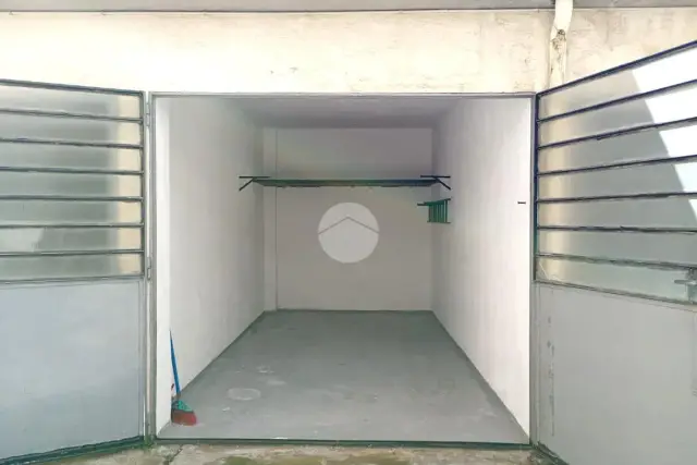 insertion image