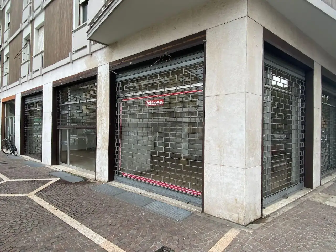 Locale commerciale in , Monfalcone, {3} - Foto 1