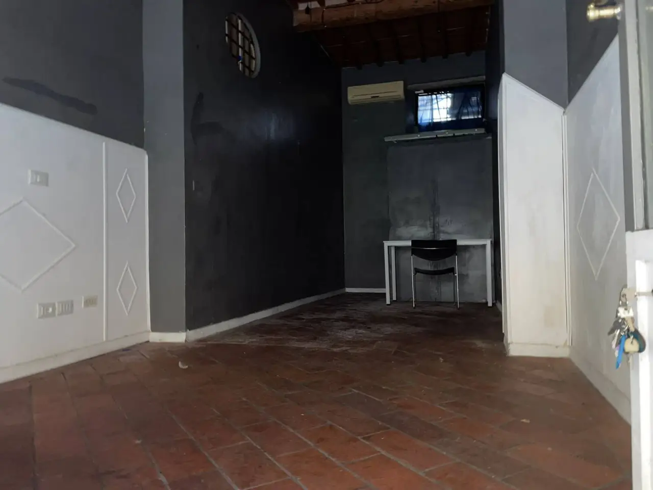 Esercizio commerciale in Via Corso Amedeo 15, Livorno, {3} - Foto 1