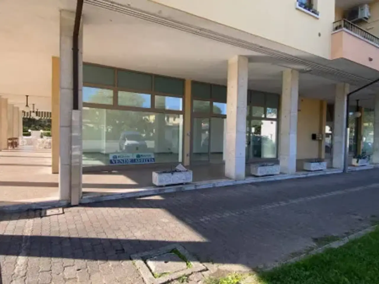 Negozio in Via Castelletto, Torreglia, {3} - Foto 2