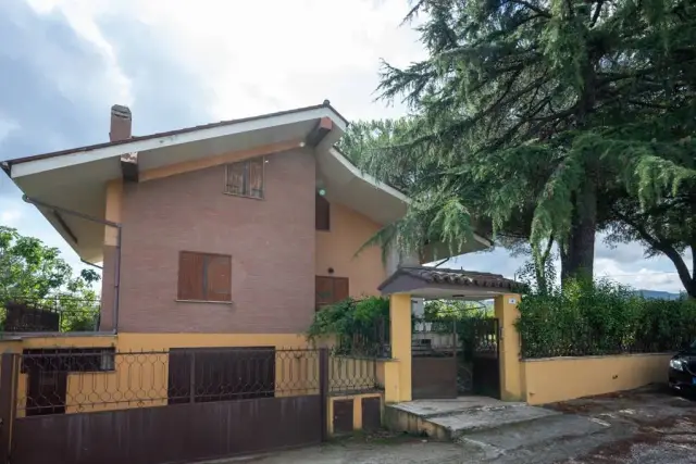 Mansion in Via dei Platani, San Cesareo - Photo 1