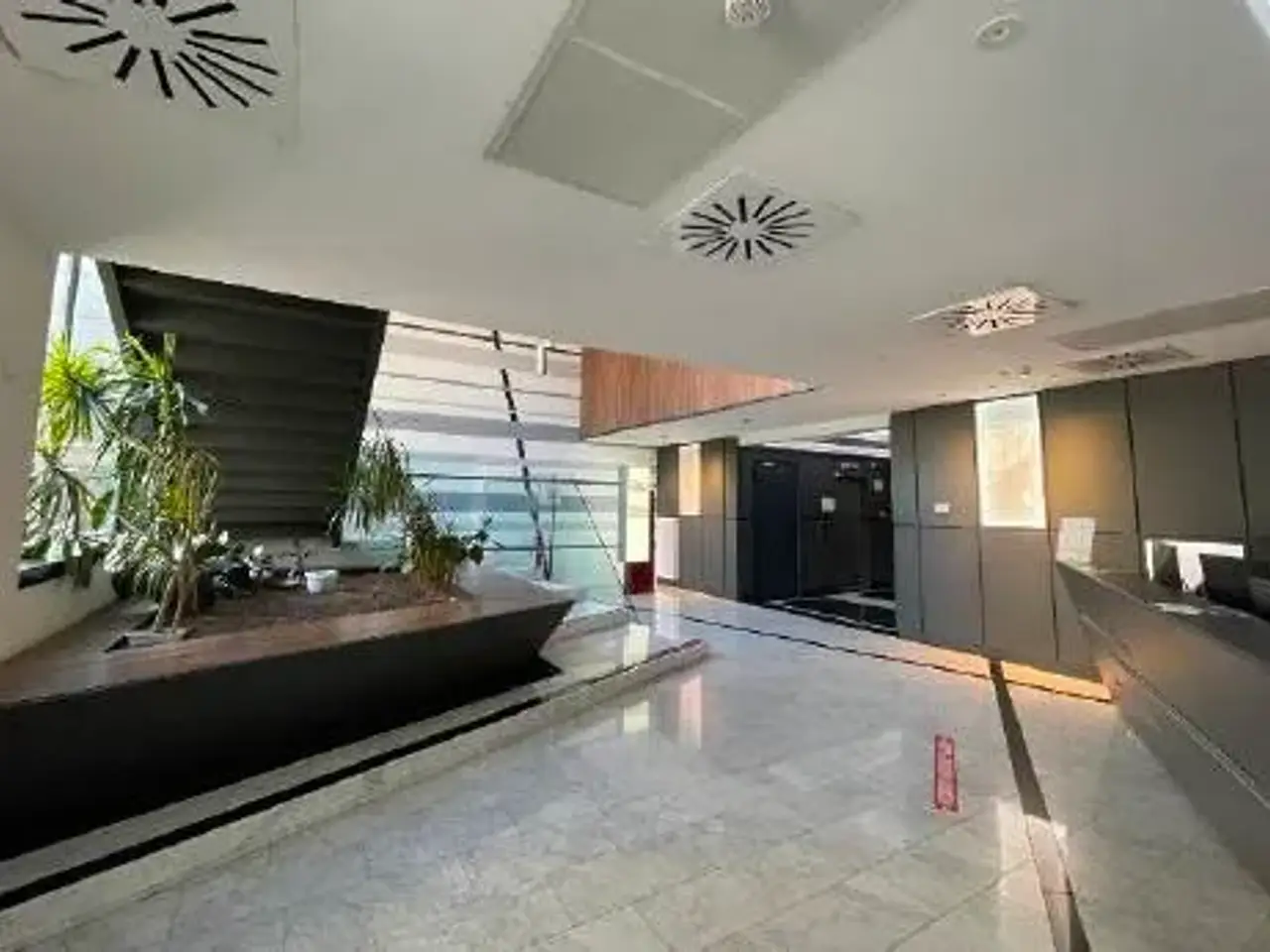 Ufficio in , Milano, {3} - Foto 1