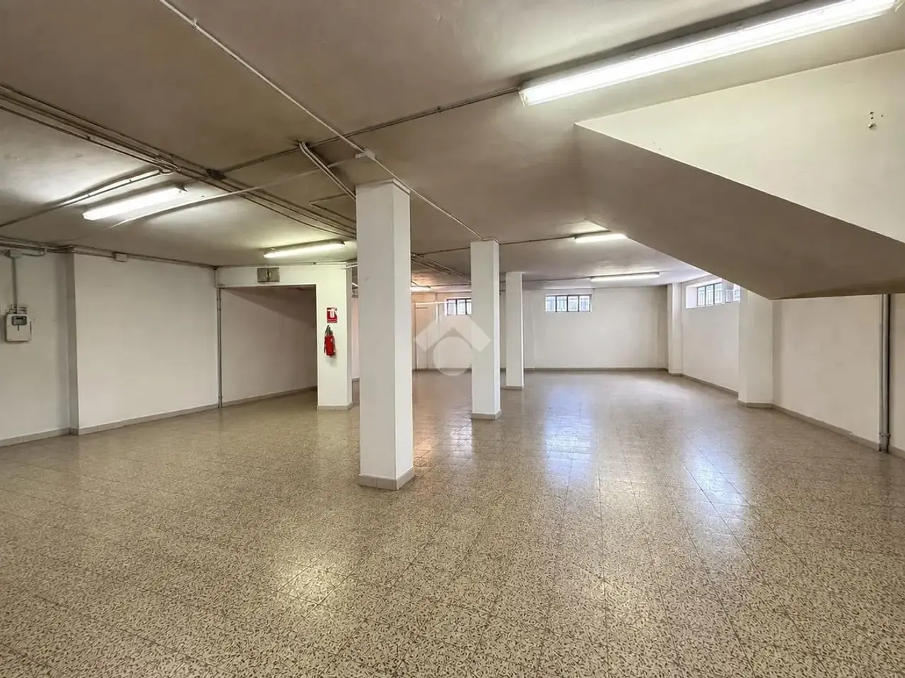 Magazzino in Via Domenico Morelli 4, Torino, {3} - Foto 2