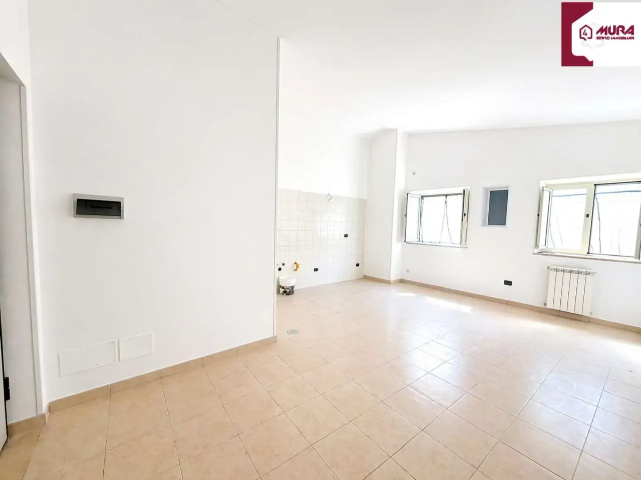 Ufficio in Via Belvedere 20, Aversa, {3} - Foto 1