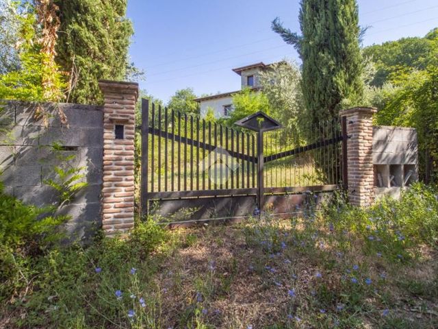 Mansion in Via Gaetano Turilli, Rieti - Photo 1