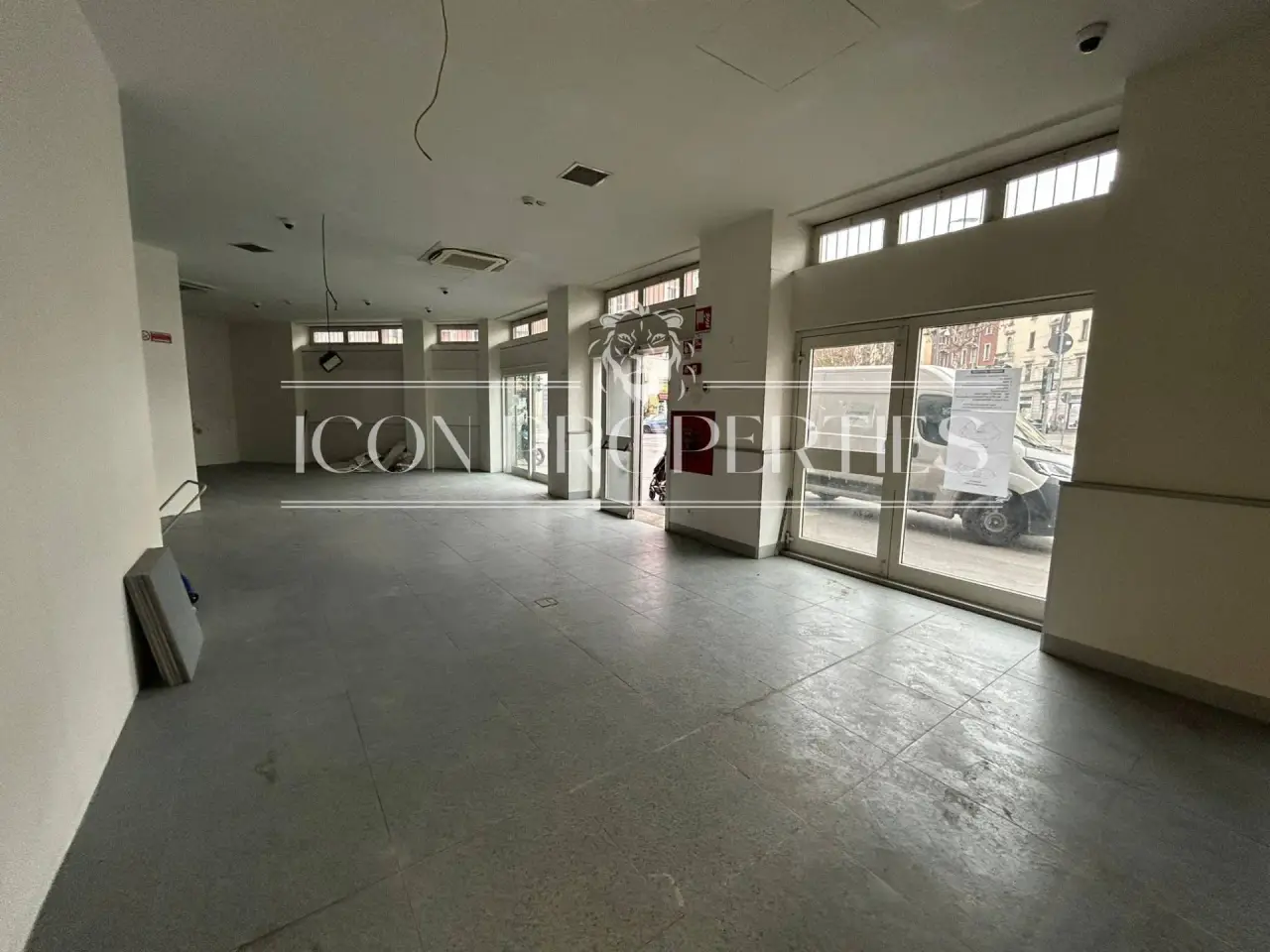 Negozio in Via Giambellino, Milano, {3} - Foto 2