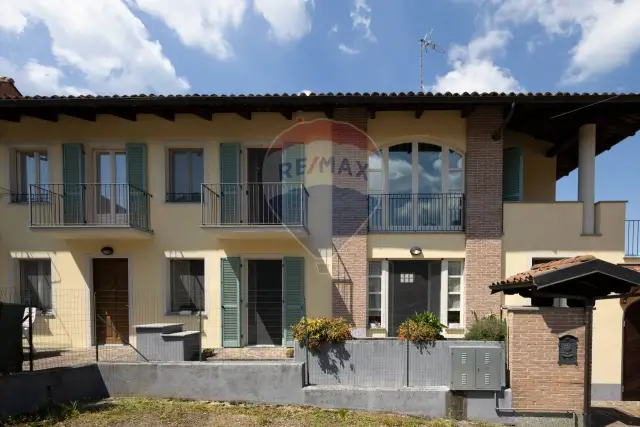 Casa indipendente in vendita, Via Roma 30, Baldissero D'Alba - Foto 1