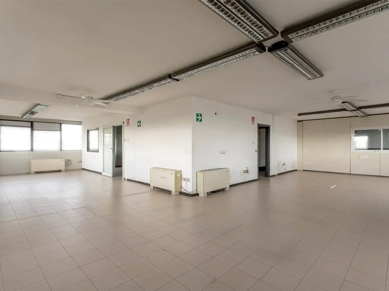Ufficio in , Prato, {3} - Foto 2