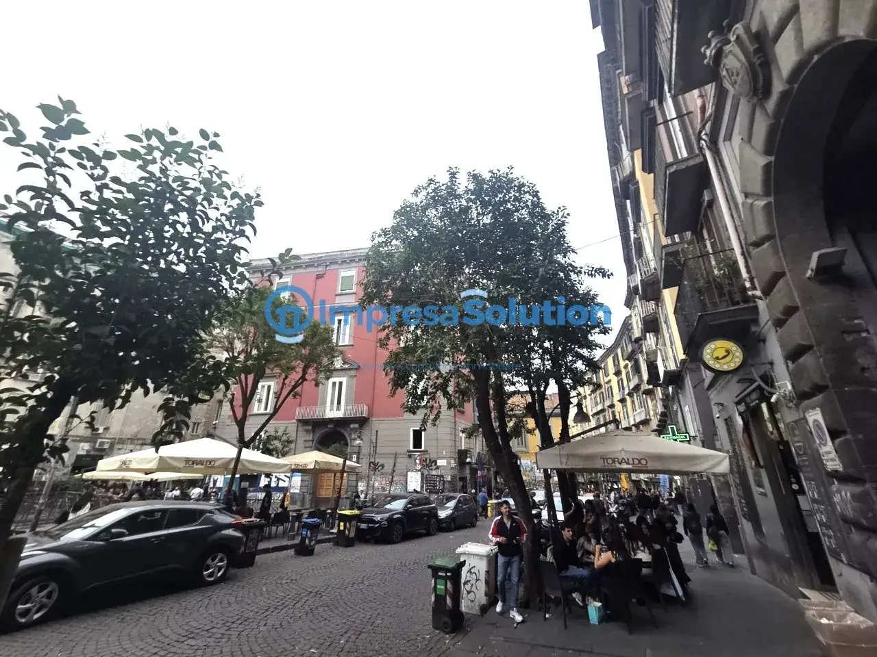 Negozio in Piazza Bellini, Napoli, {3} - Foto 1
