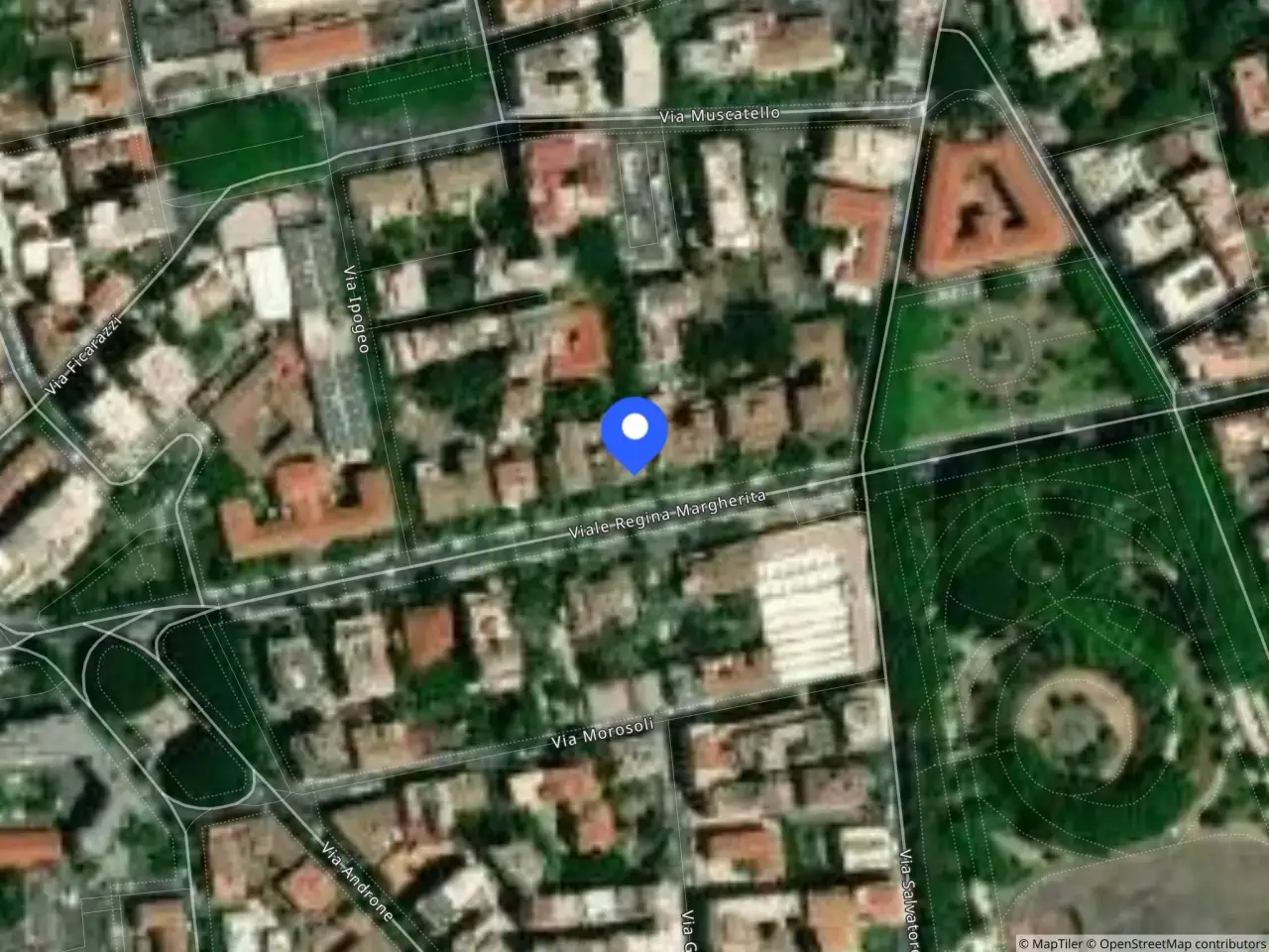 Garage in Viale Regina Margherita, 12/14, 95125 Catania Ct, Italia 12, Catania, {3} - Foto 2