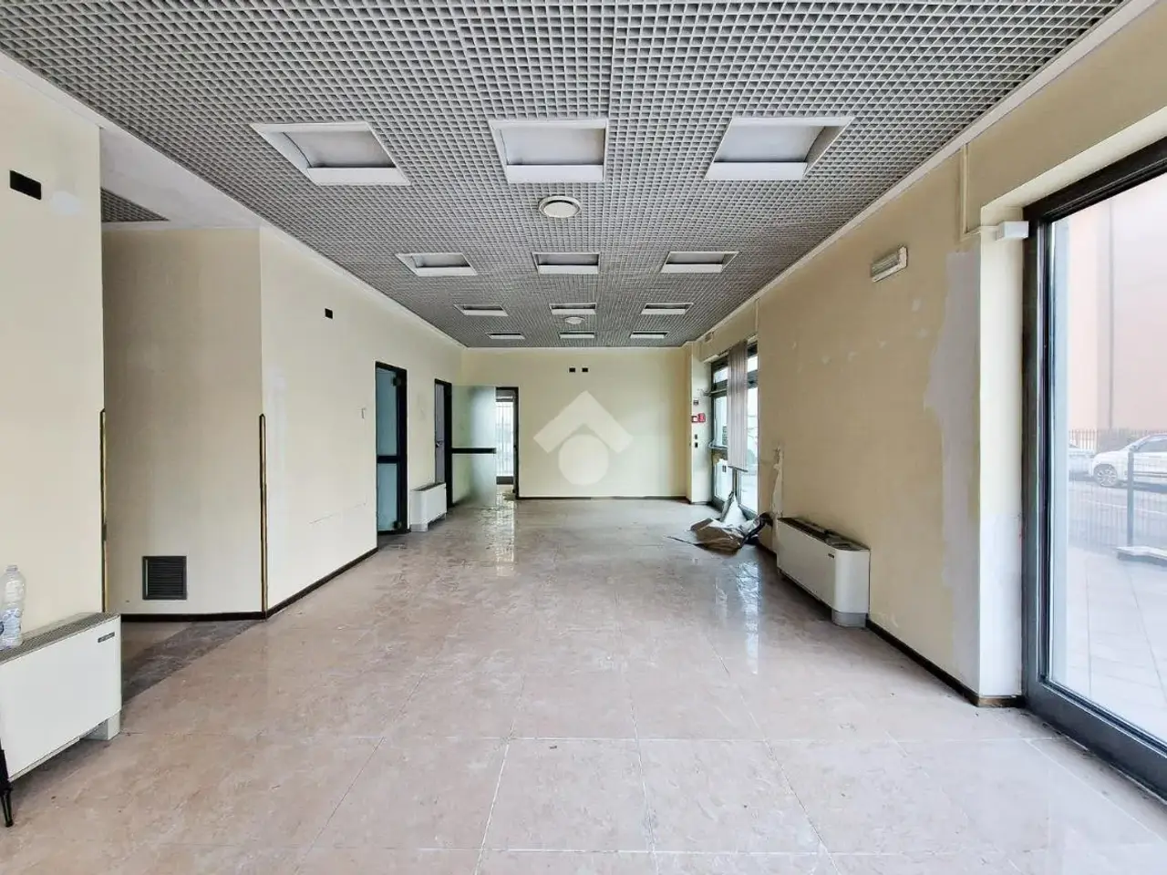 Negozio in Via dei Sogari 3, Verona, {3} - Foto 2