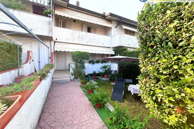 Mansion in Via Fiumetto, Seravezza - Photo 1