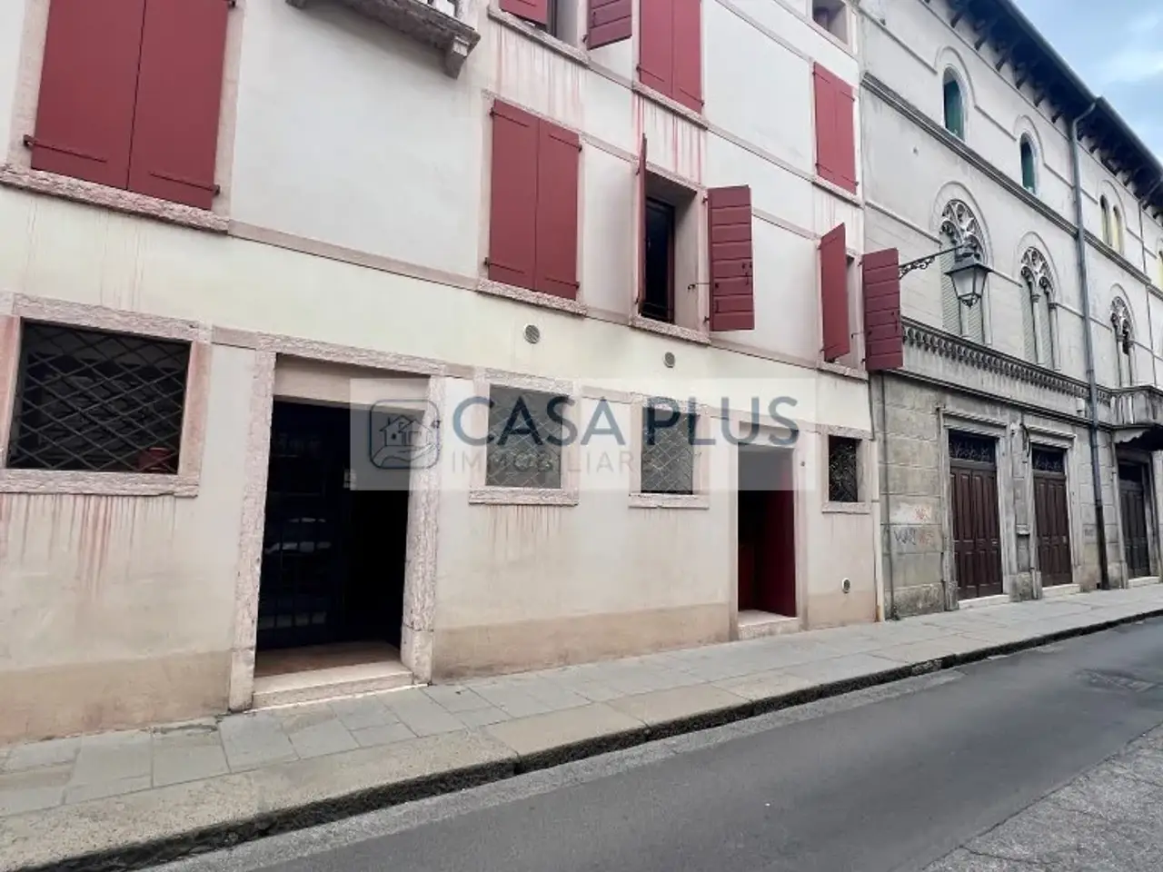 Ufficio in , Bassano Del Grappa, {3} - Foto 1