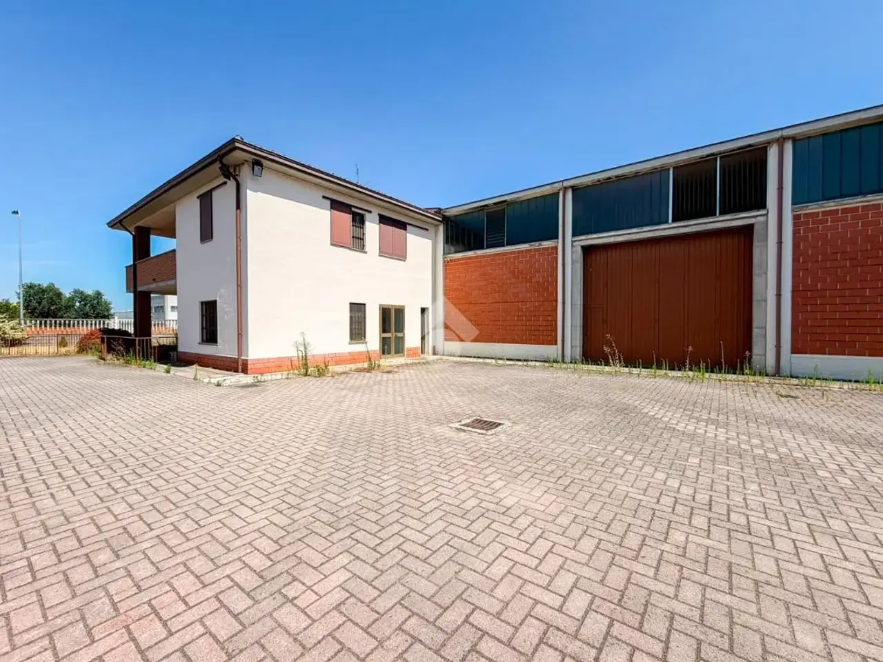 Capannone in Via delle Industrie 5, Livraga, {3} - Foto 1