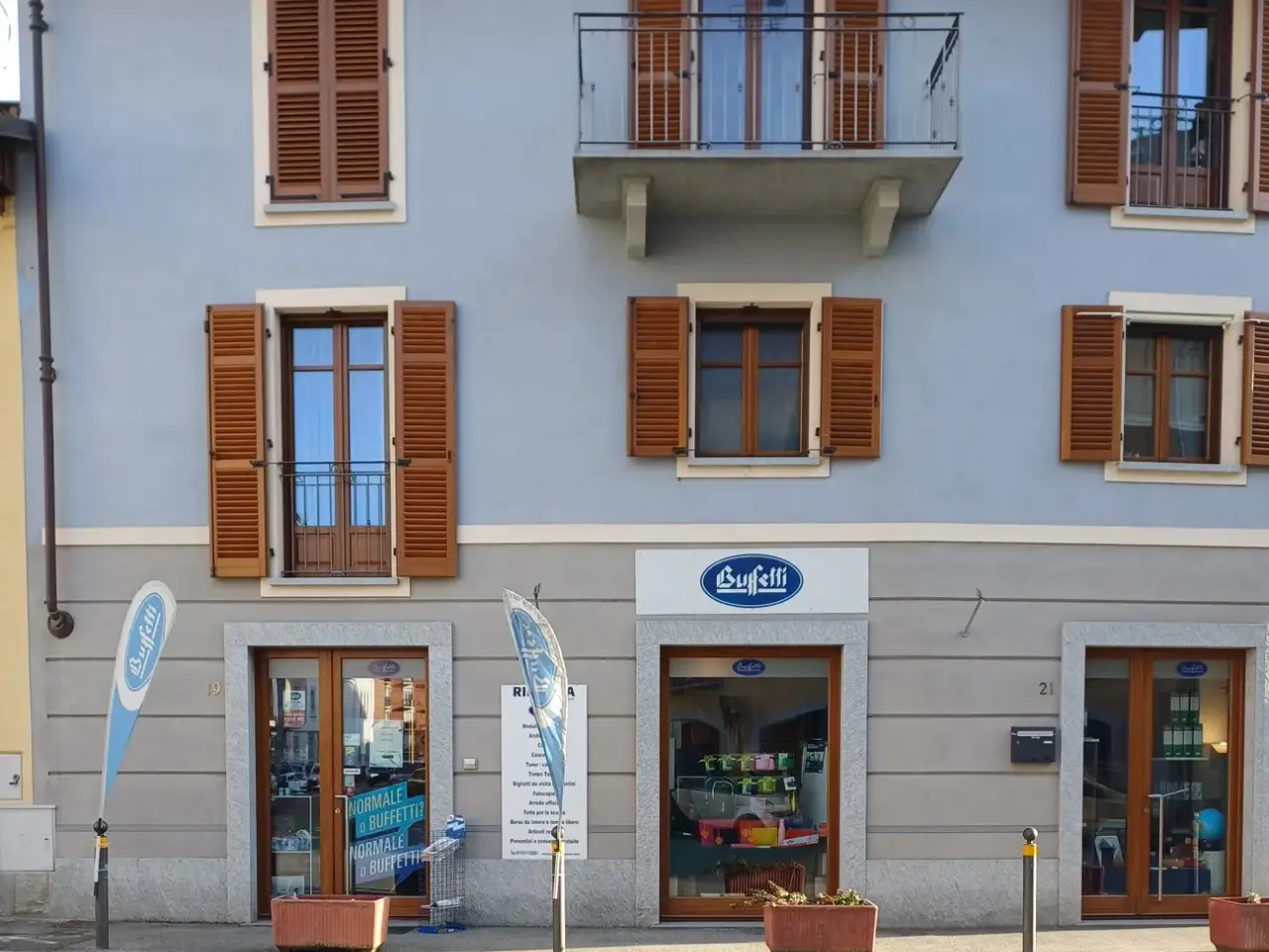 Esercizio commerciale in Via Macra 19, Savigliano, {3} - Foto 1