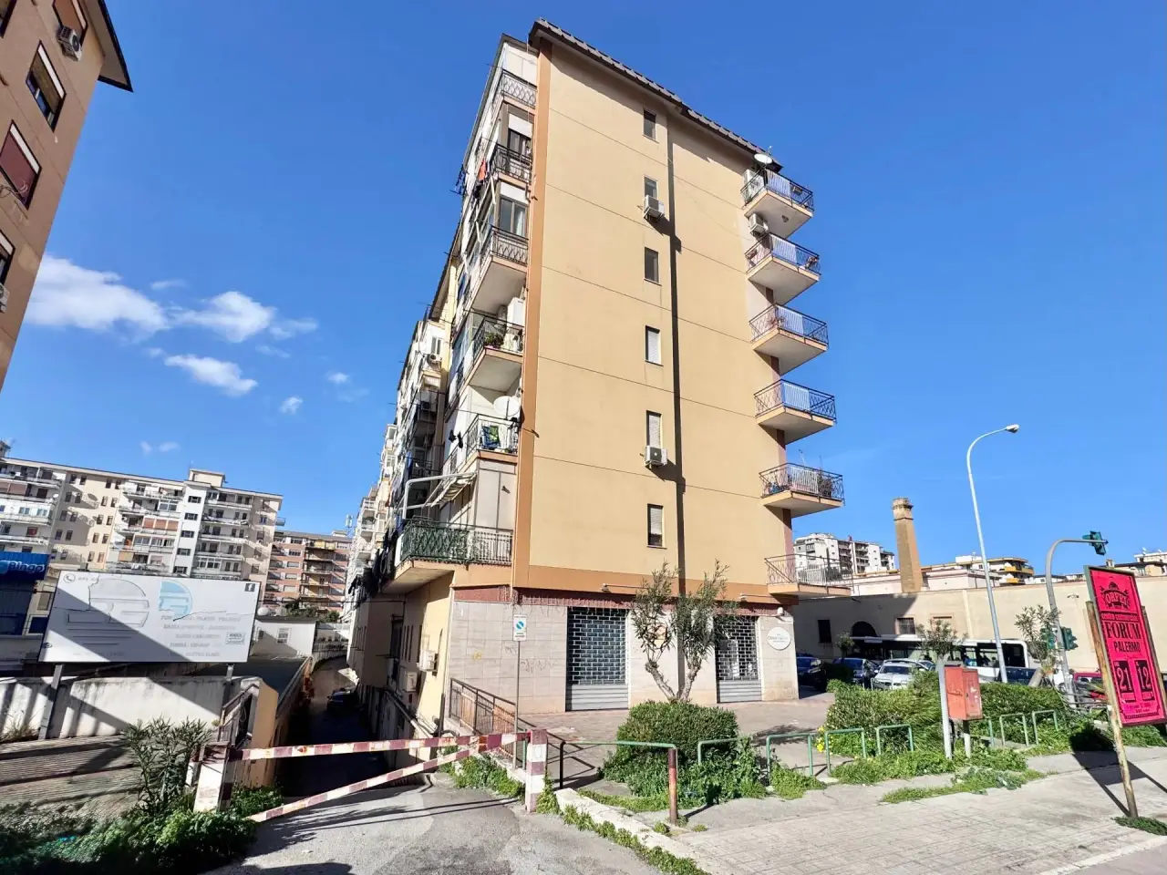 Magazzino in Via Principe di Palagonia 8, Palermo, {3} - Foto 2