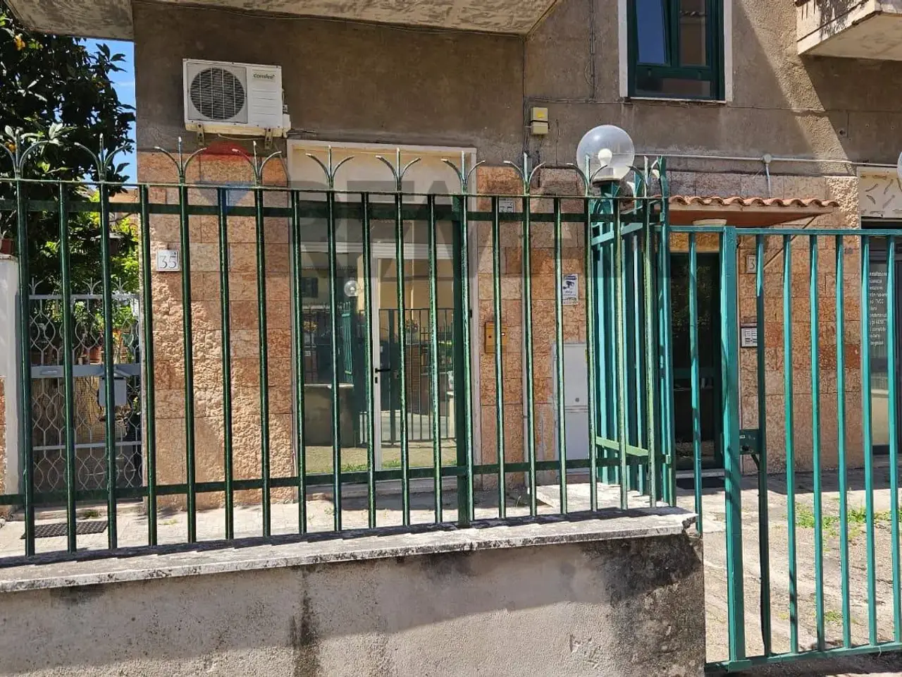 Negozio in Via del Grano 35/C, Roma, {3} - Foto 1