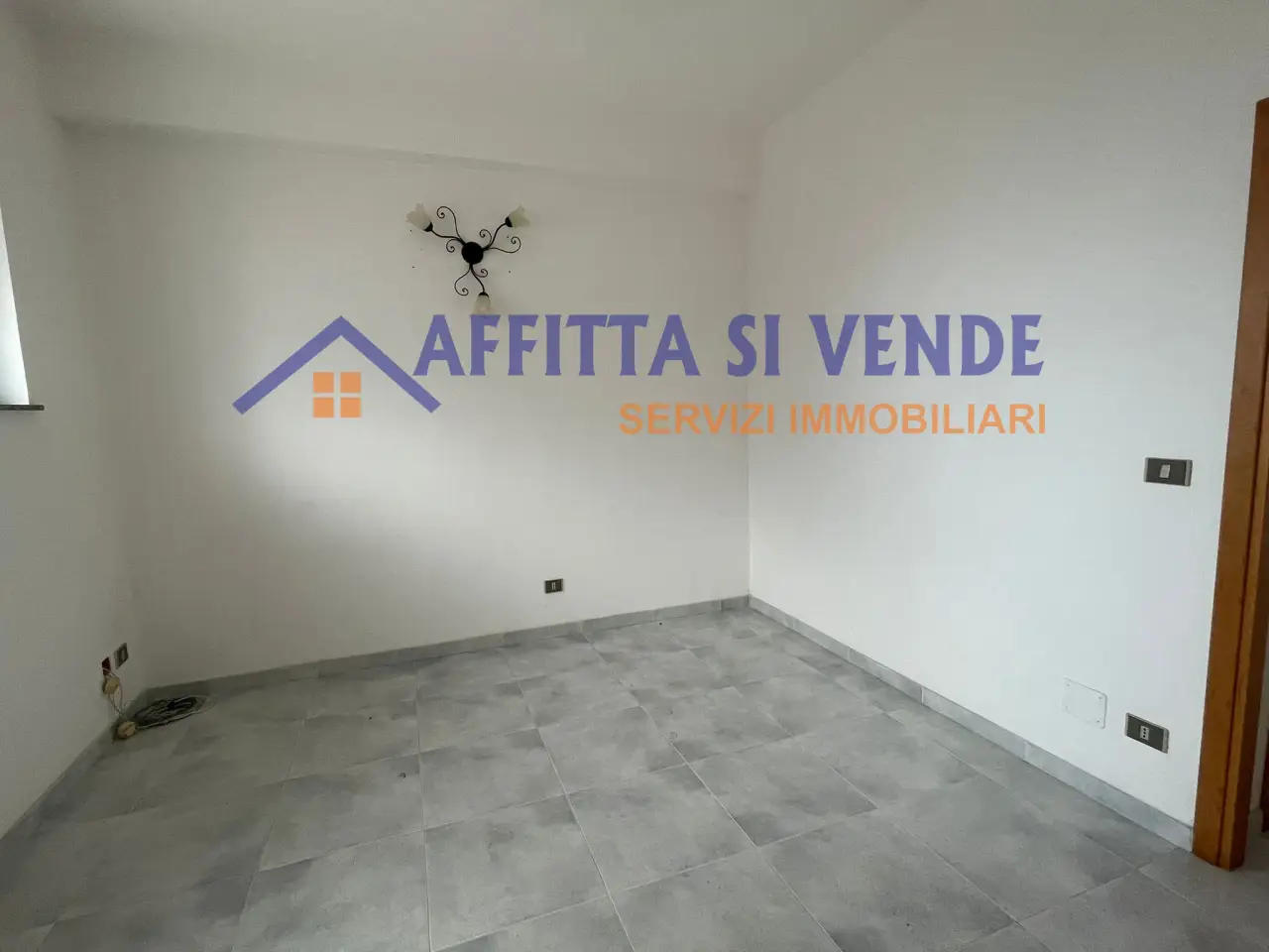 Ufficio in Via di Villa Ortisi 19, Siracusa, {3} - Foto 1