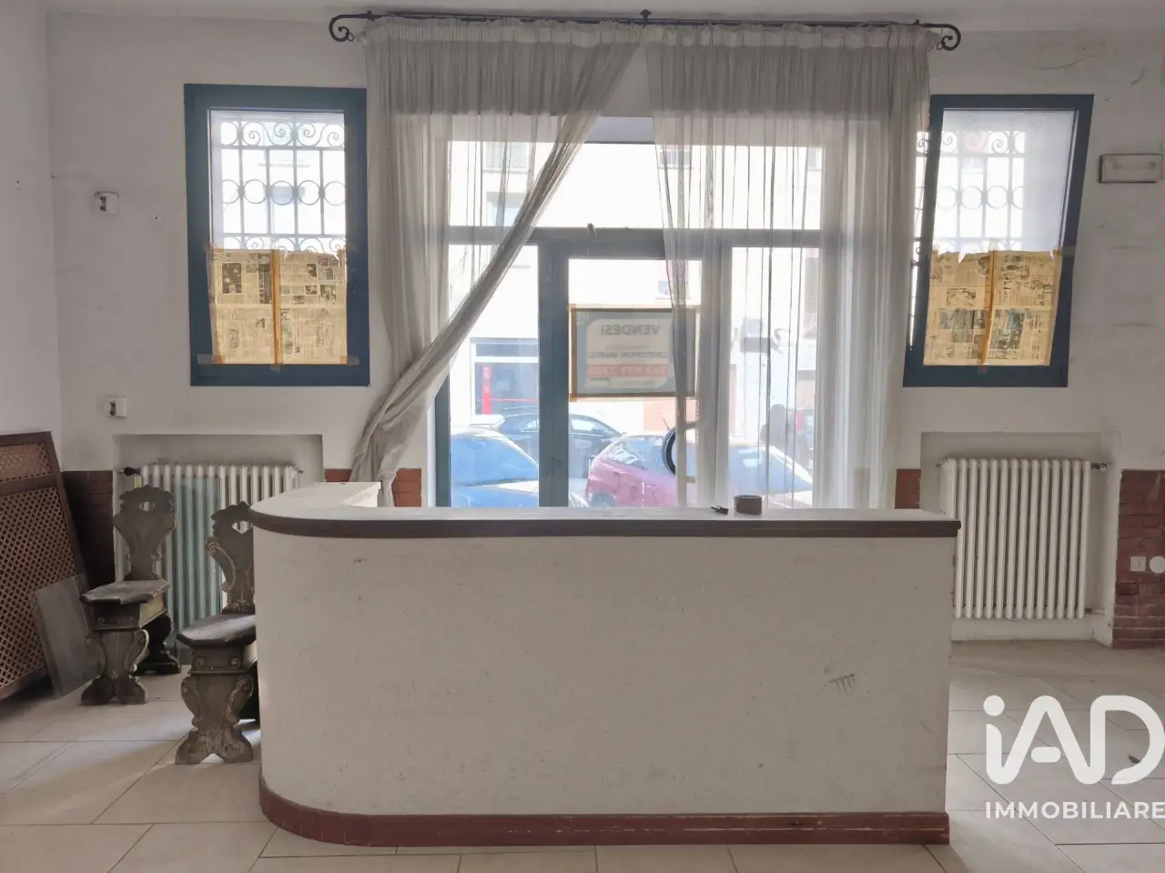 Esercizio commerciale in Via Fornasini 25, Medicina, {3} - Foto 1