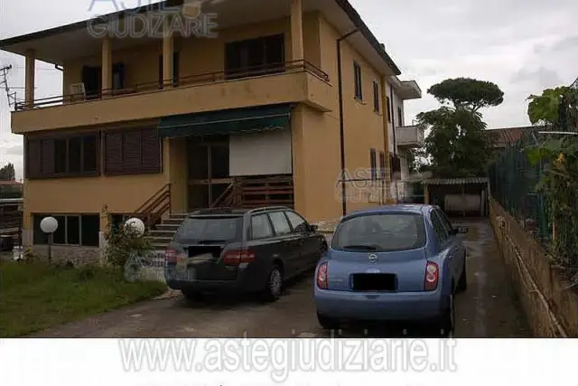 insertion image