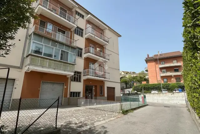 Dreizimmerwohnung in Via Ponte Nove Luci 34, Potenza - Foto 1