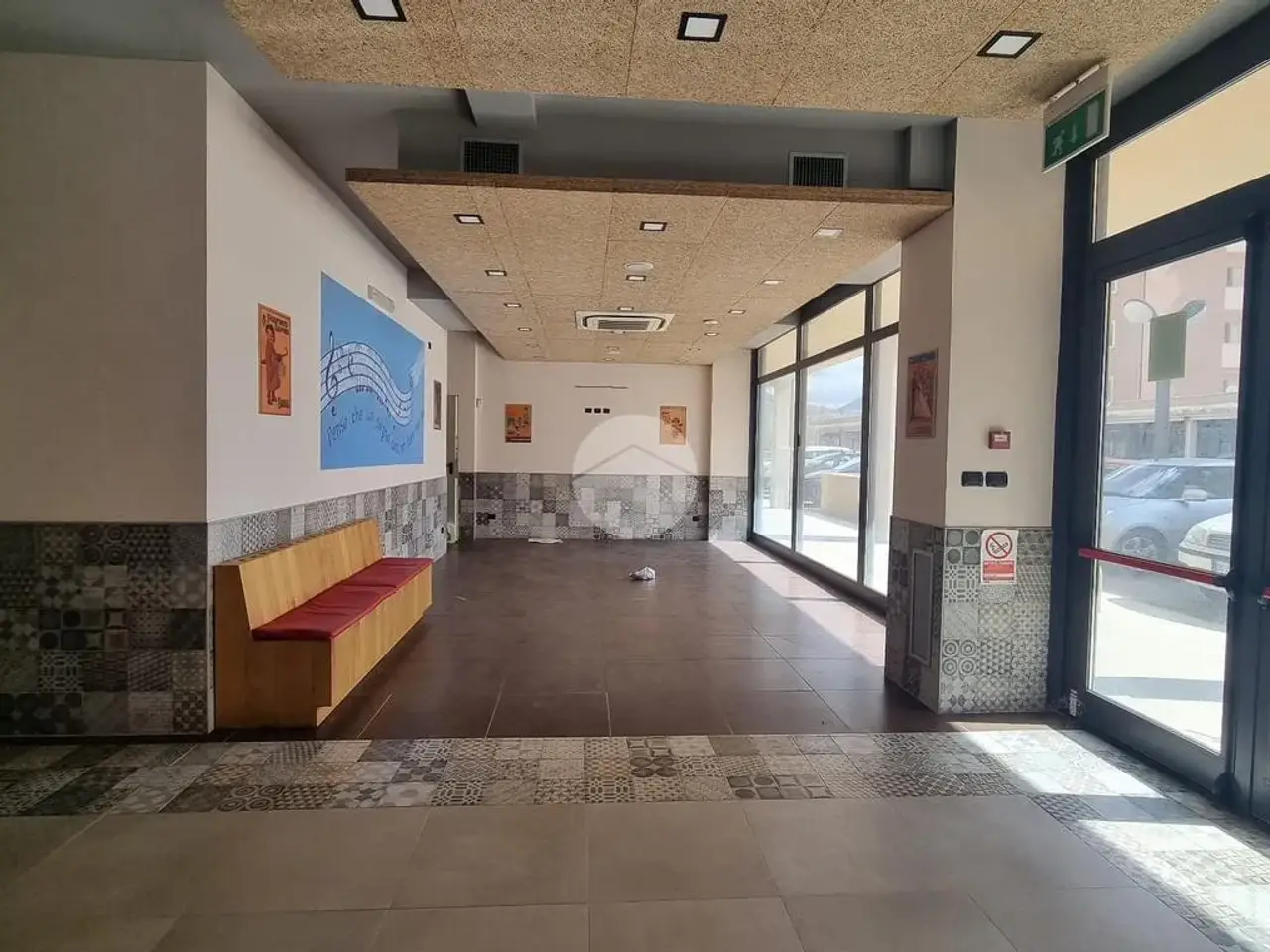 Negozio in Via Luigi Galvani 8, Viterbo, {3} - Foto 1