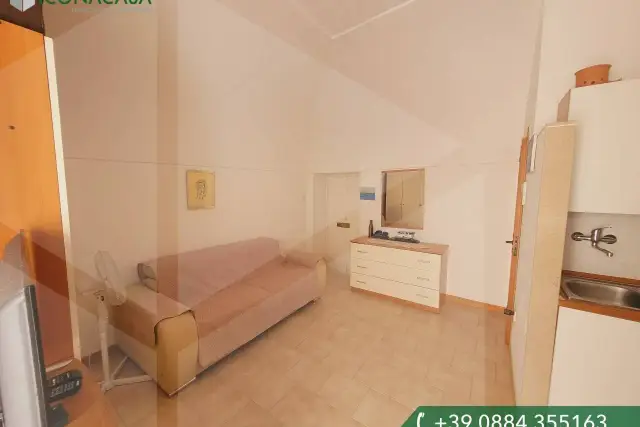 One-room flat in Via Chirurgo Raffaele dell'Erba 58, Vieste - Photo 1