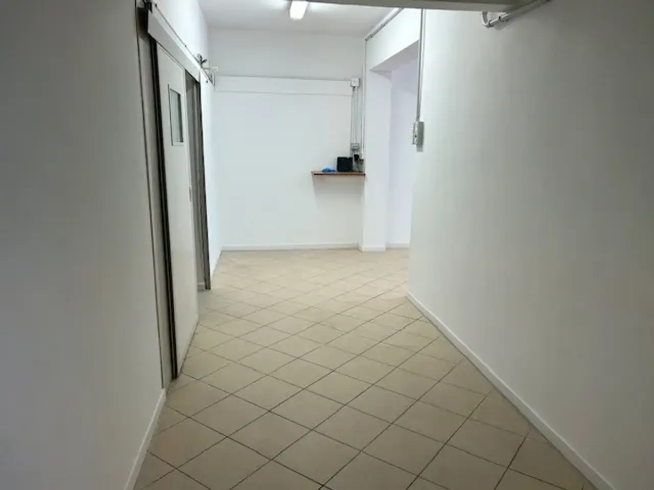 Negozio in Via Roma, Albignasego, {3} - Foto 1