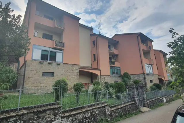 Vierzimmerwohnung in Via Emilio Buini, Alto Reno Terme - Foto 1