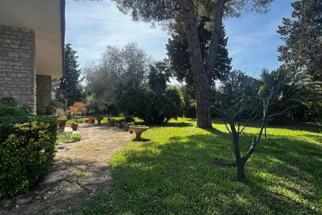 Villa in Via di Montenero, Livorno - Foto 1