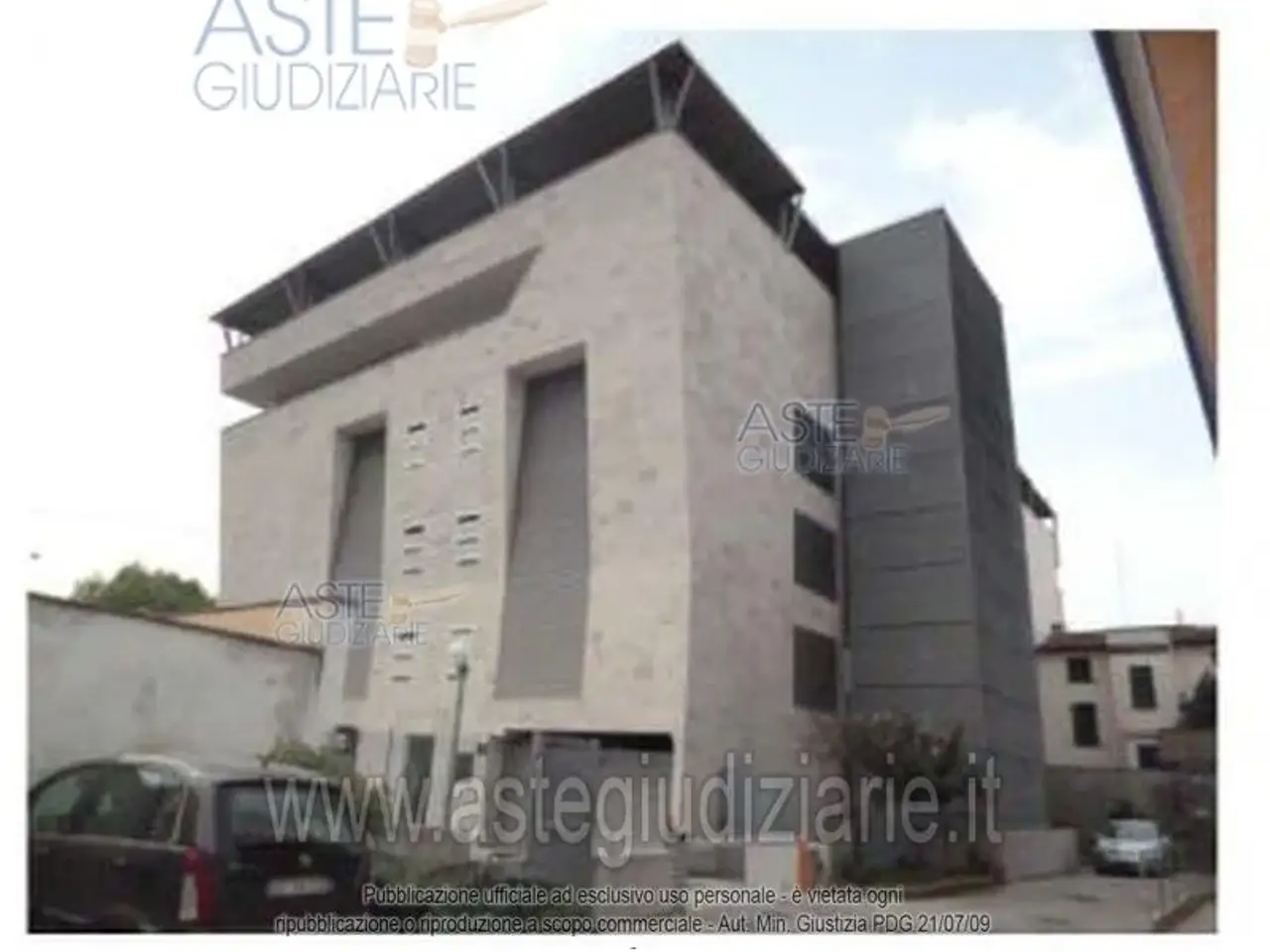 Garage in Via Curtatone 69 Angolo Via Oberdan 2 69, Prato, {3} - Foto 2