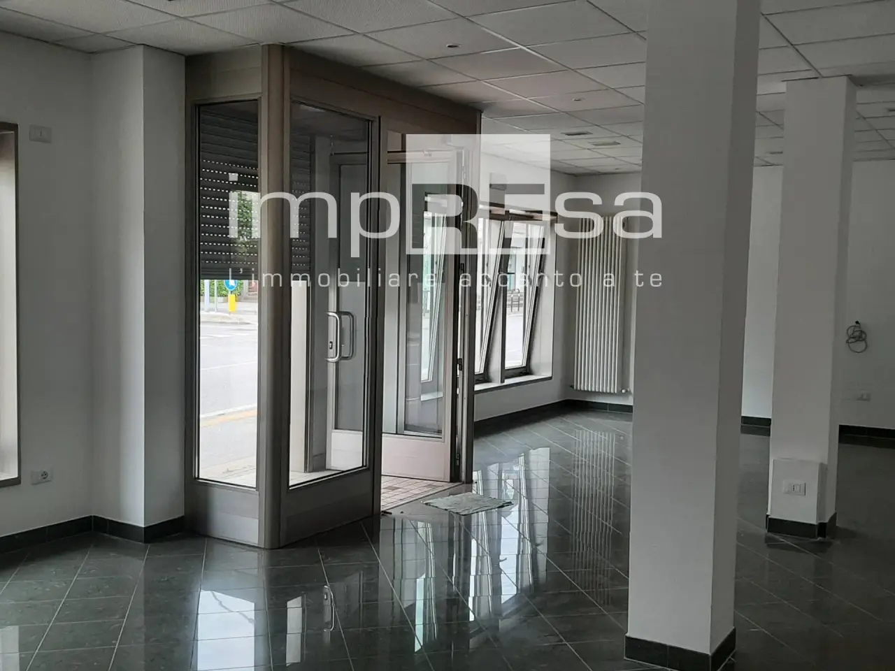 Negozio in Via Olimpia, Paese, {3} - Foto 2