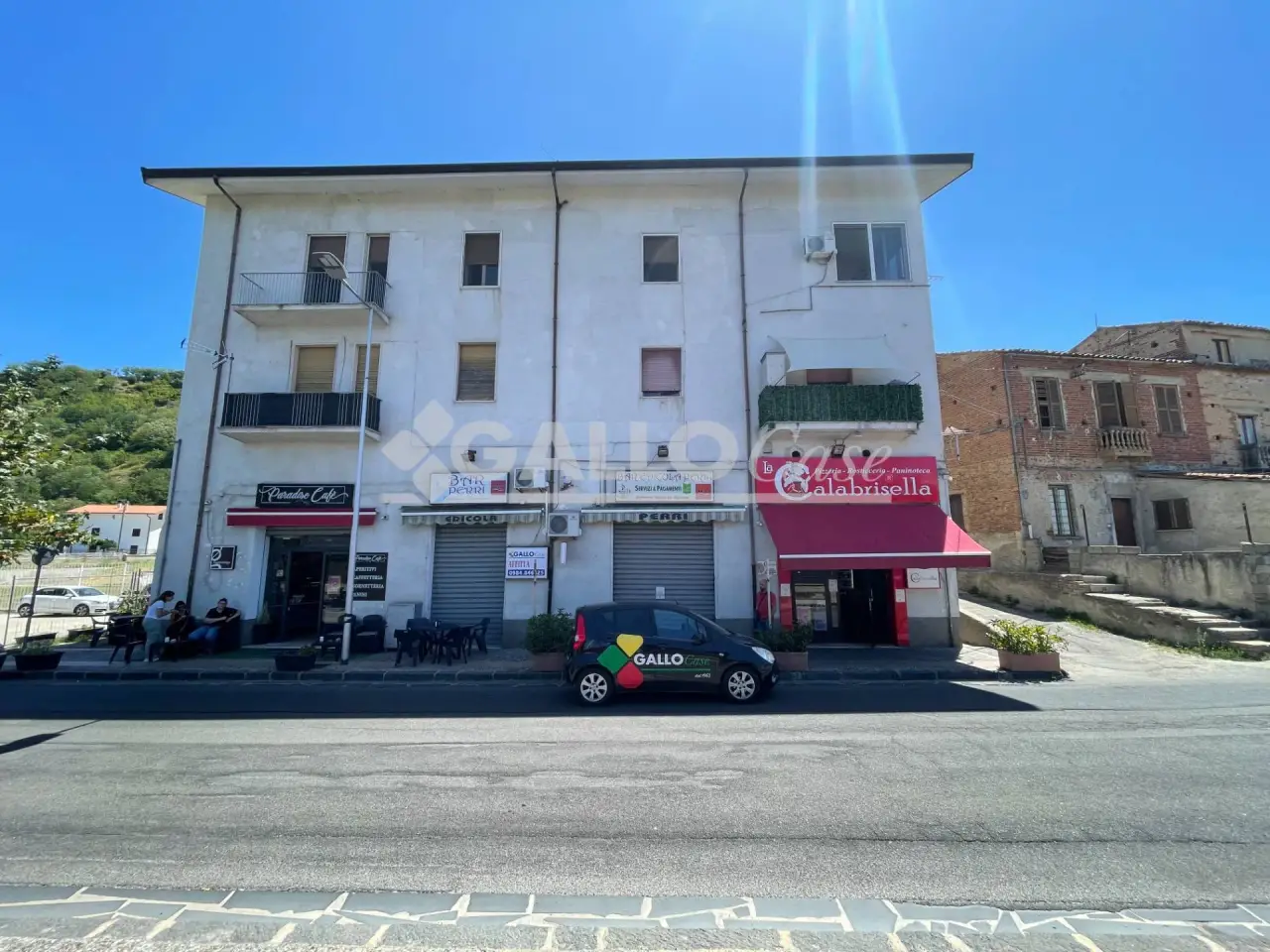Negozio in Via Sant'Antonio dell'Orto, 30, Cosenza, Cosenza, {3} - Foto 1
