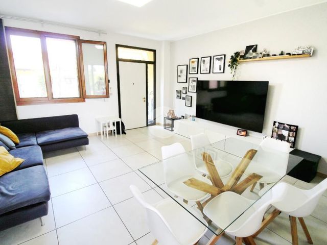 Terraced house in {3}, Str. Beneceto 46 - Photo 1