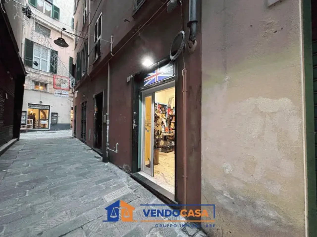Negozio in Vico di Campetto 9r, Genova, {3} - Foto 1