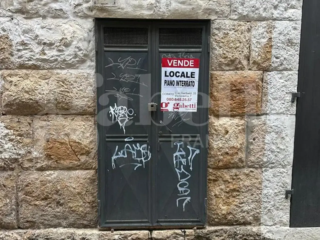 Magazzino in Zona Via Castel del Monte, Corato, {3} - Foto 1