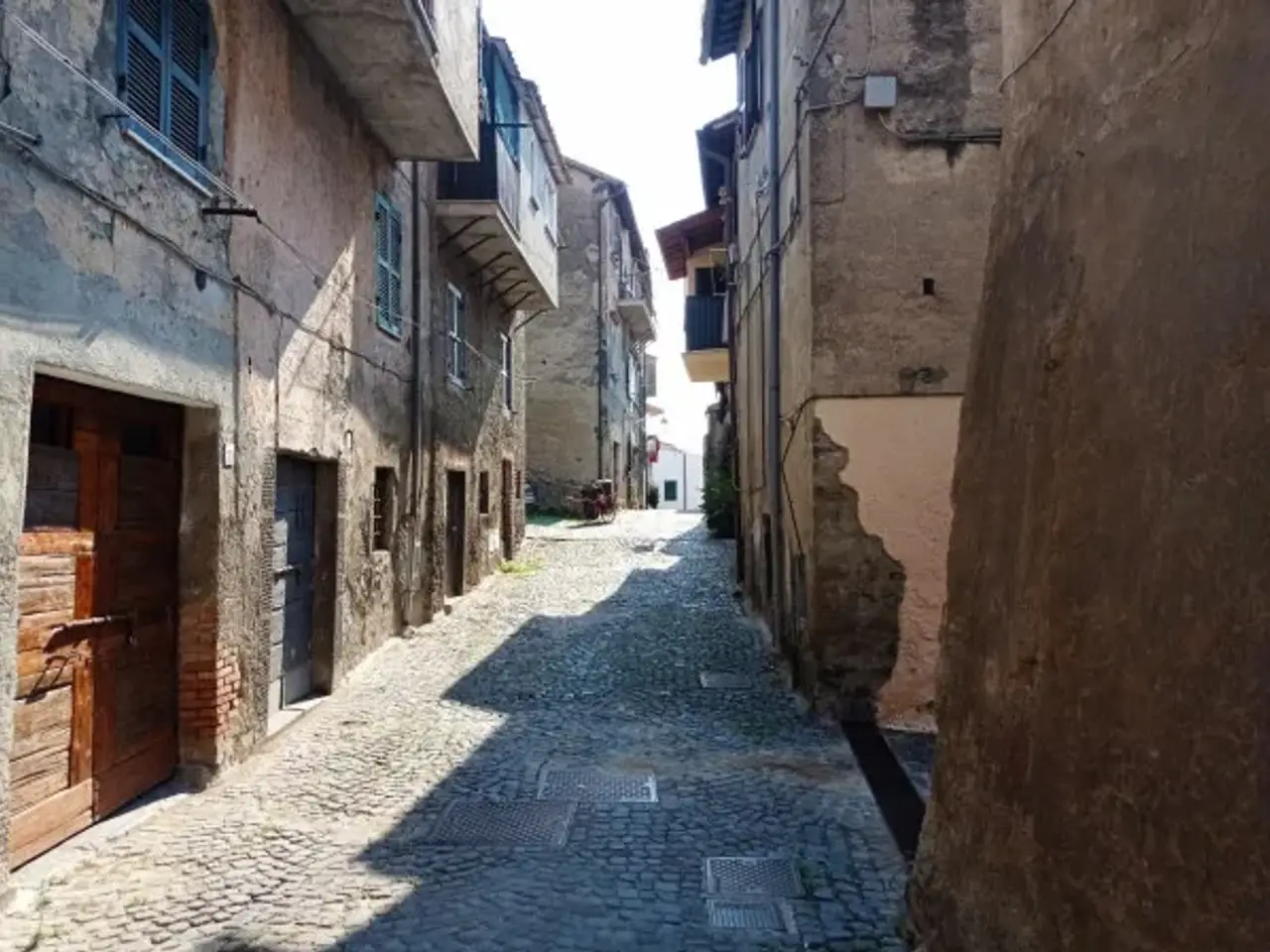 Magazzino in Via delle Cantine 39, Bracciano, {3} - Foto 2
