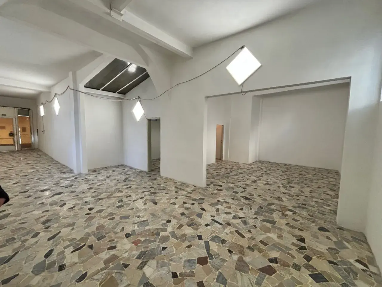 Negozio in Piazza Dalmazia, Firenze, {3} - Foto 2