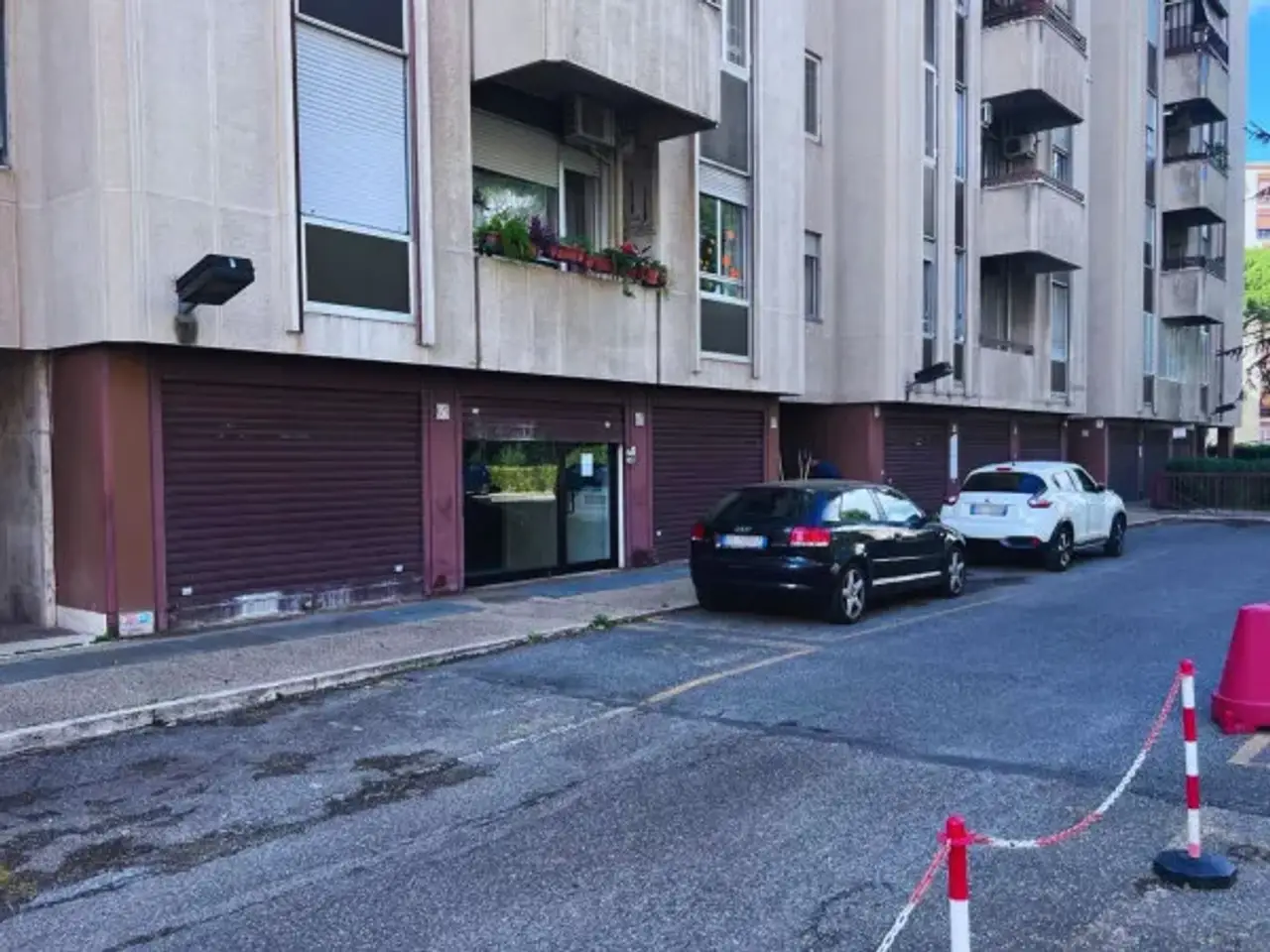 Negozio in Via Mario Borsa 45/87, Roma, {3} - Foto 2