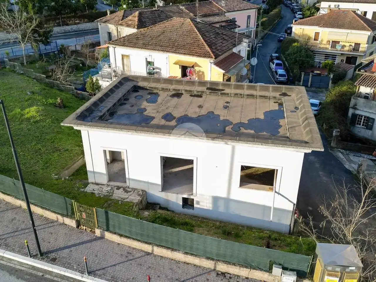 Negozio in Via Gaetano di Biasio 12, Cassino, {3} - Foto 2