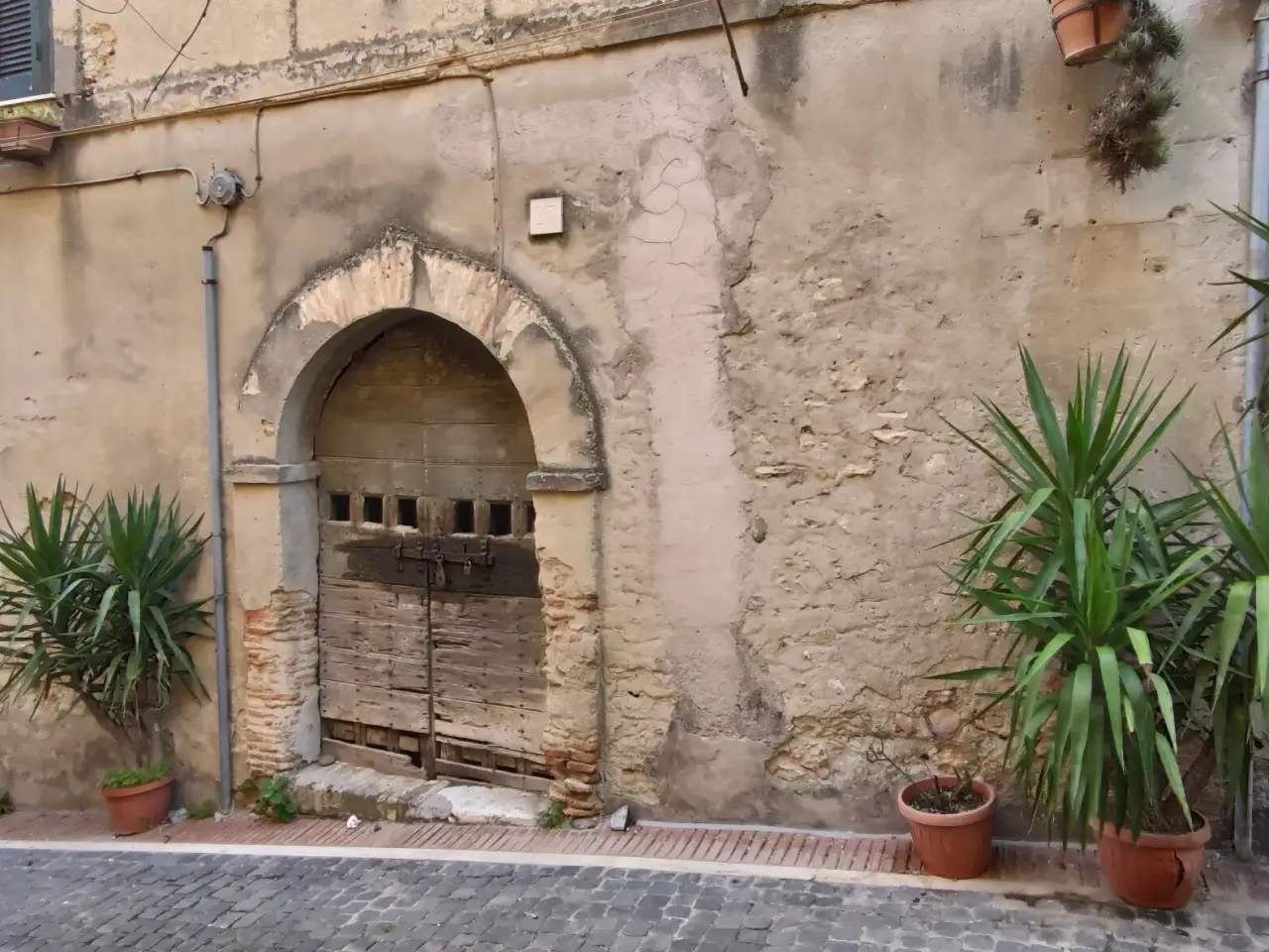 Parcheggio chiuso in Via Vincenzo Bellini 27, Monterotondo, {3} - Foto 2