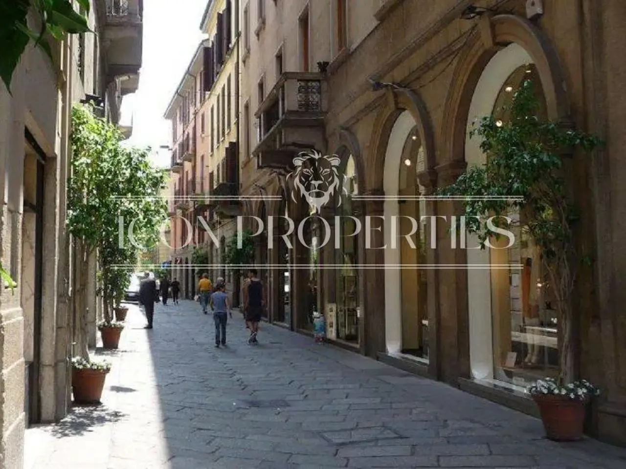 Negozio in Via della Spiga, Milano, {3} - Foto 2