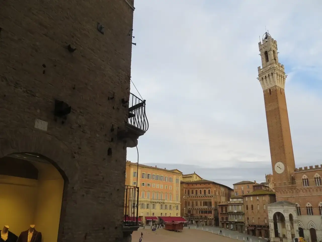 Immobile commerciale in Via Rinaldini, Siena, {3} - Foto 1