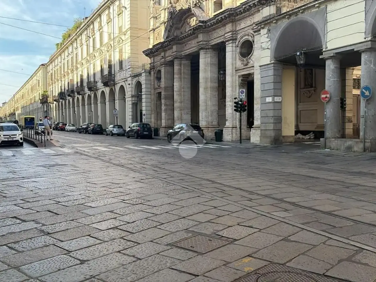 Negozio in Via Po 22, Torino, {3} - Foto 2