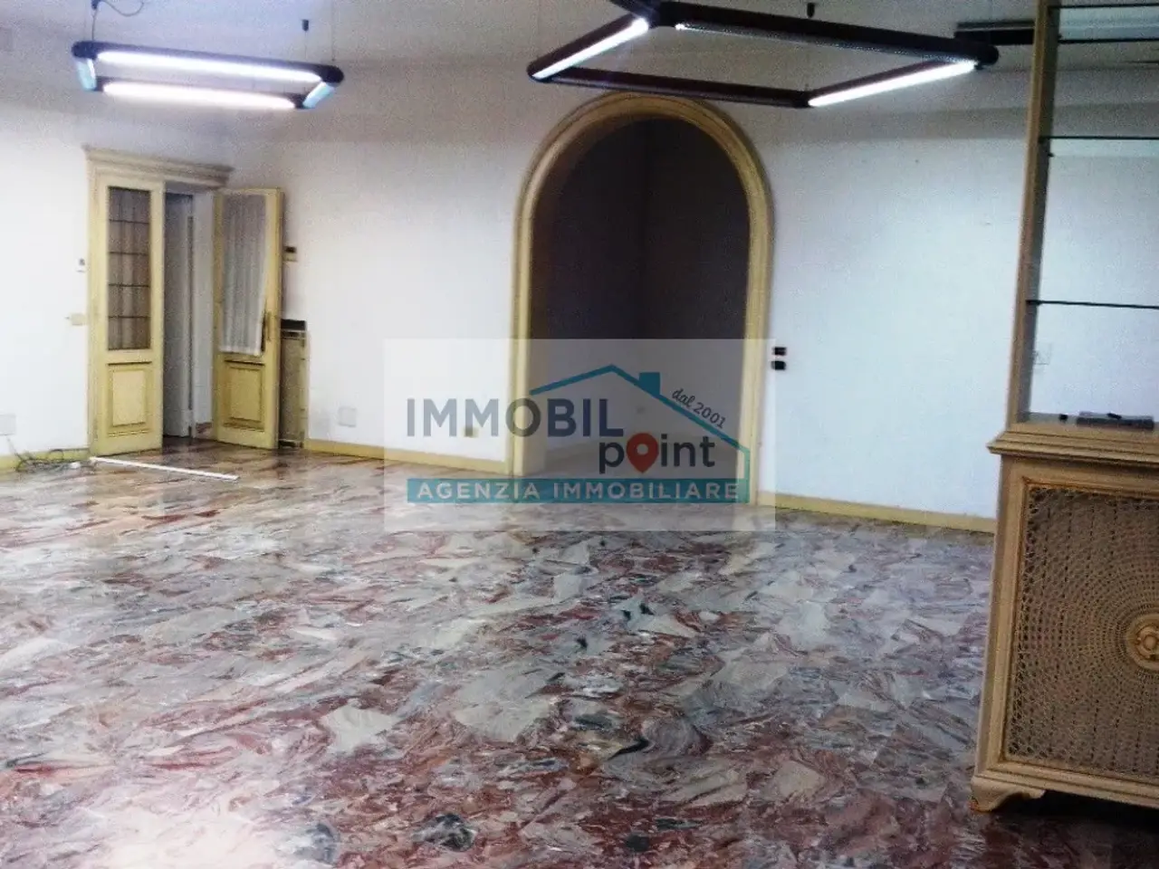 Negozio in Via Euganea, Selvazzano Dentro, {3} - Foto 2