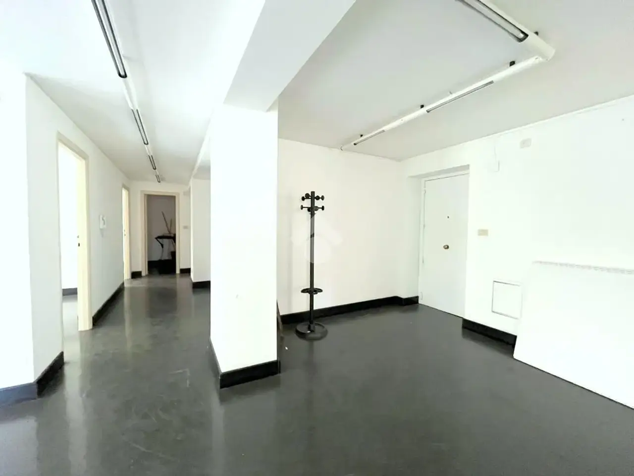 Ufficio in Via Cavour 70, Palermo, {3} - Foto 1