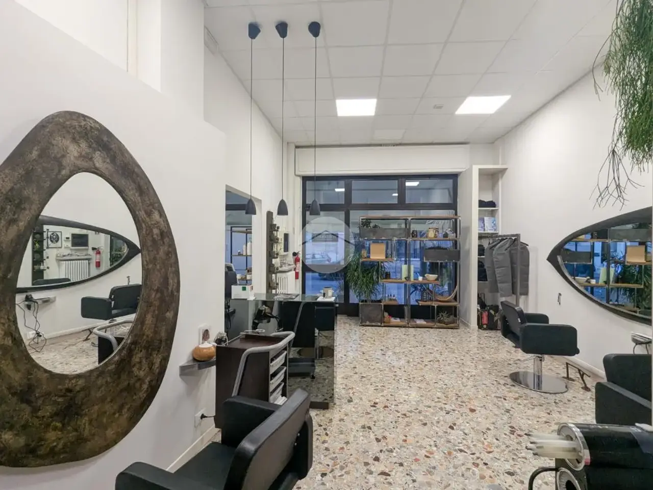 Negozio in Via Duroni 2, Mantova, {3} - Foto 2