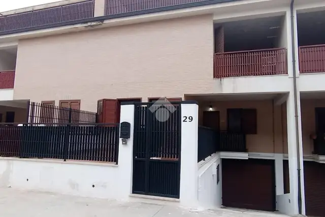 Villa a schiera in Via del Torrente 51, Reggio di Calabria - Foto 1